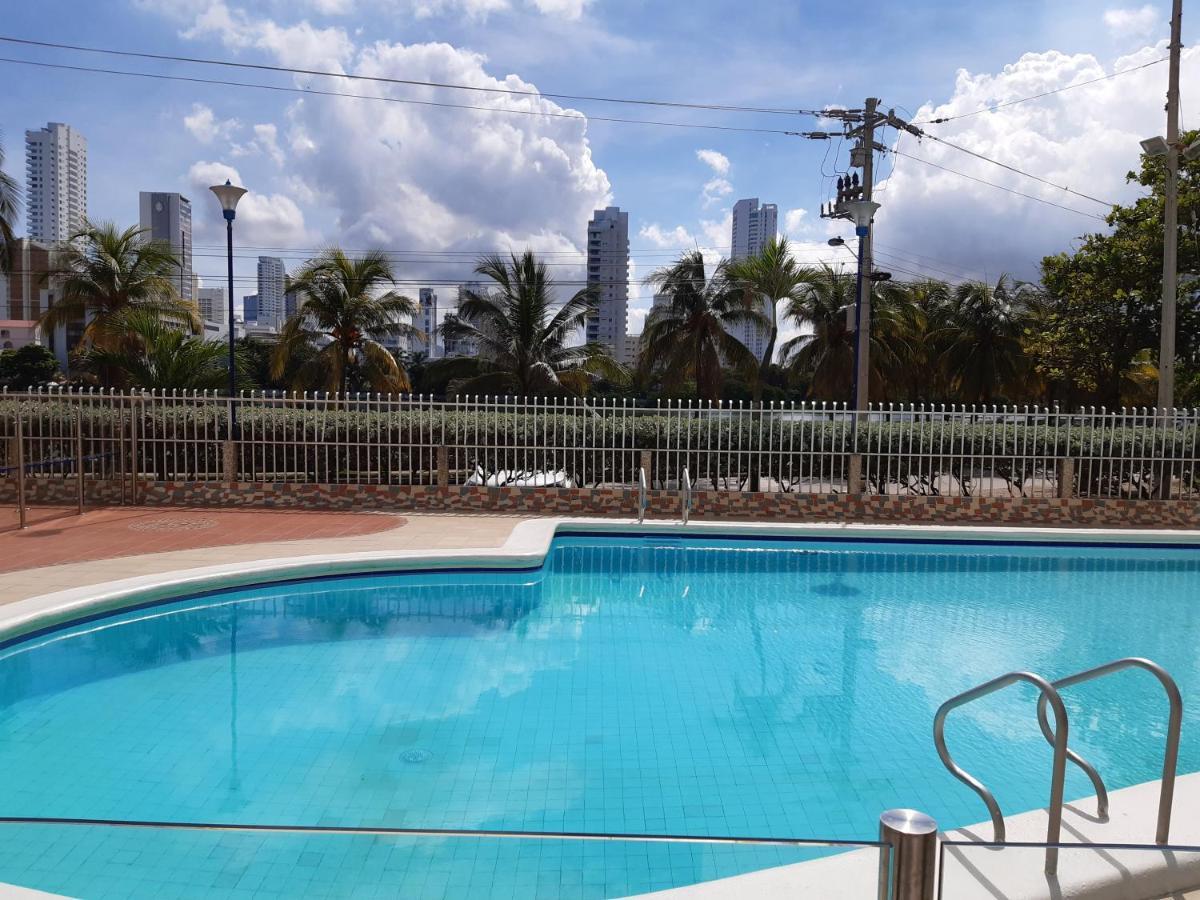Aparta-suites En Junto A La Playa Apartment